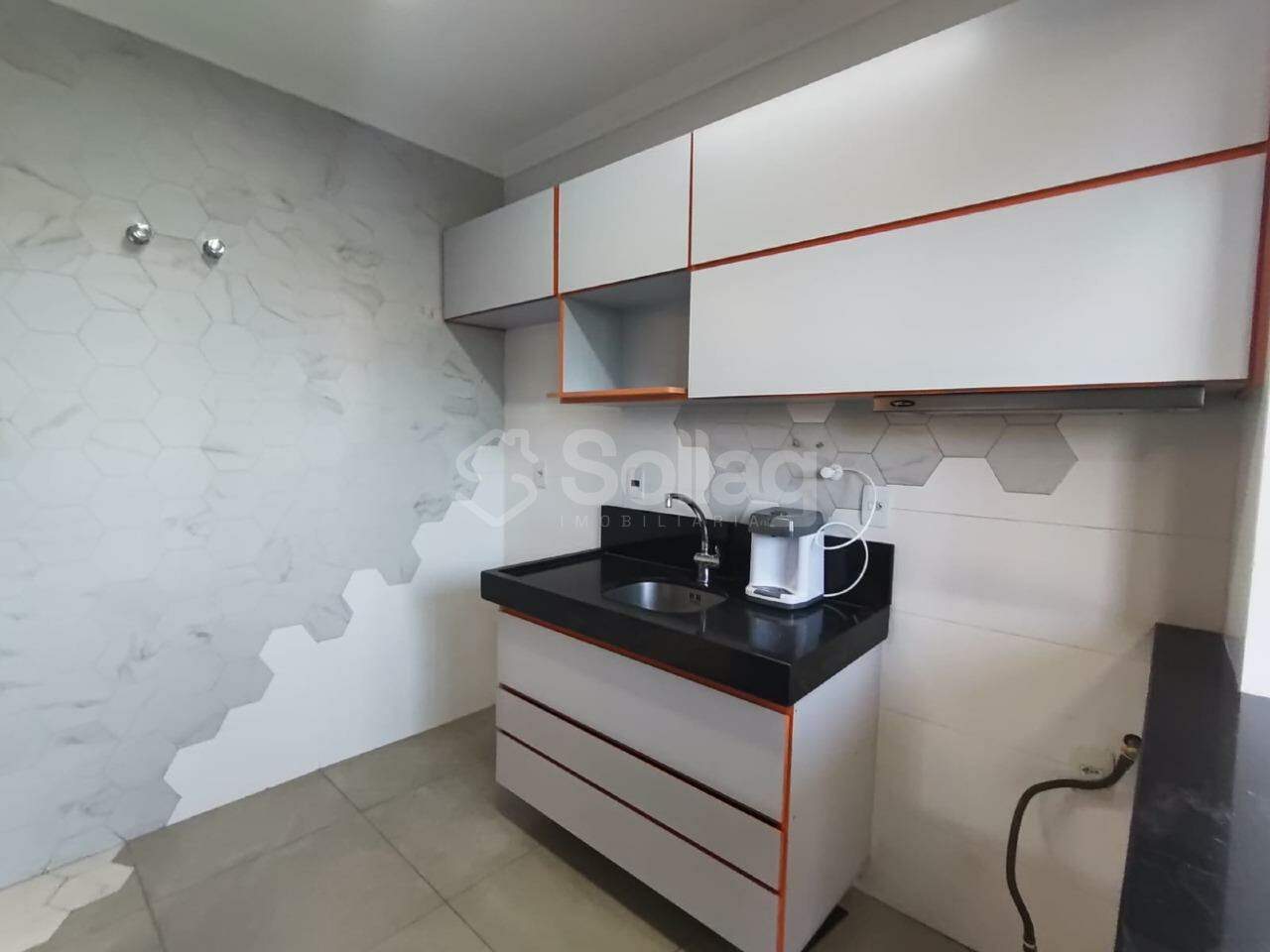 Apartamento para aluguel no Condomínio Residencial Flor da Giesta: 