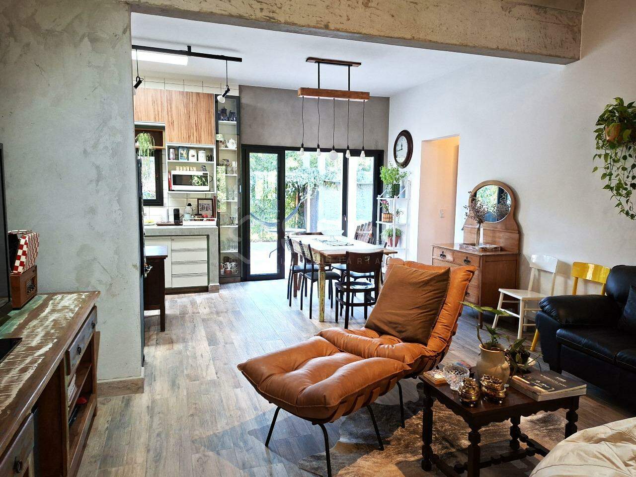 Casa em condomínio à venda no Condomínio Chácaras do Lago: 