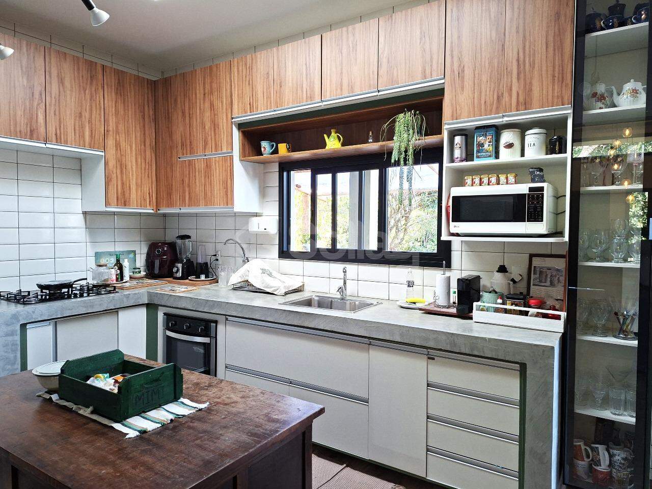 Casa em condomínio à venda no Condomínio Chácaras do Lago: 