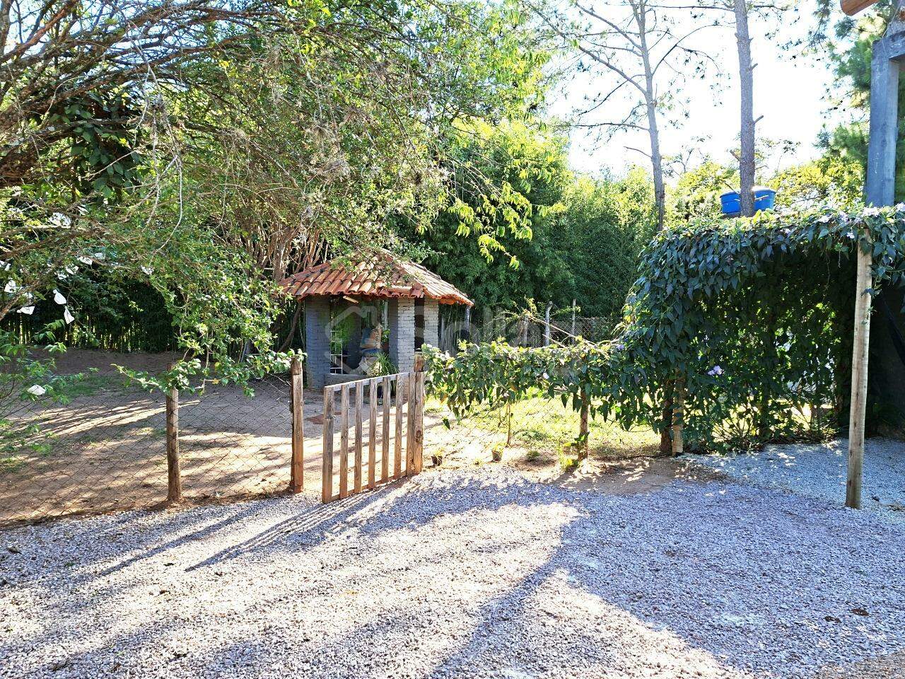 Casa em condomínio à venda no Condomínio Chácaras do Lago: 