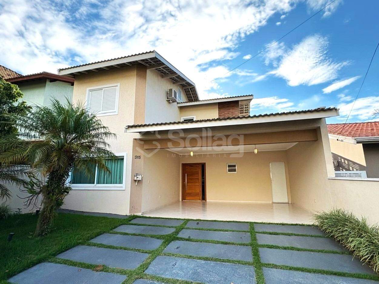 Casa em condomínio para aluguel no Pinheirinho: 