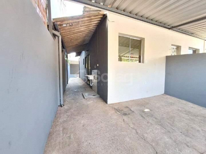 Casa para aluguel no Vida Nova 3: 
