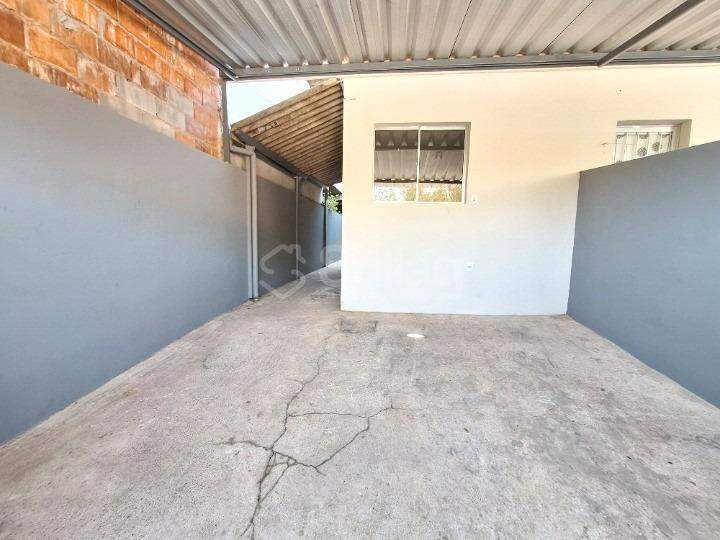 Casa para aluguel no Vida Nova 3: 