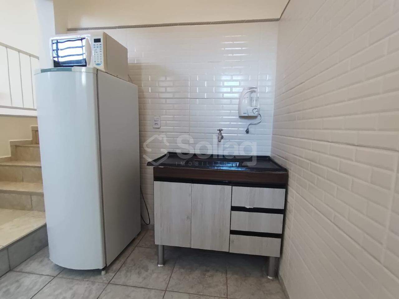 Kitnet para aluguel no Centro: 