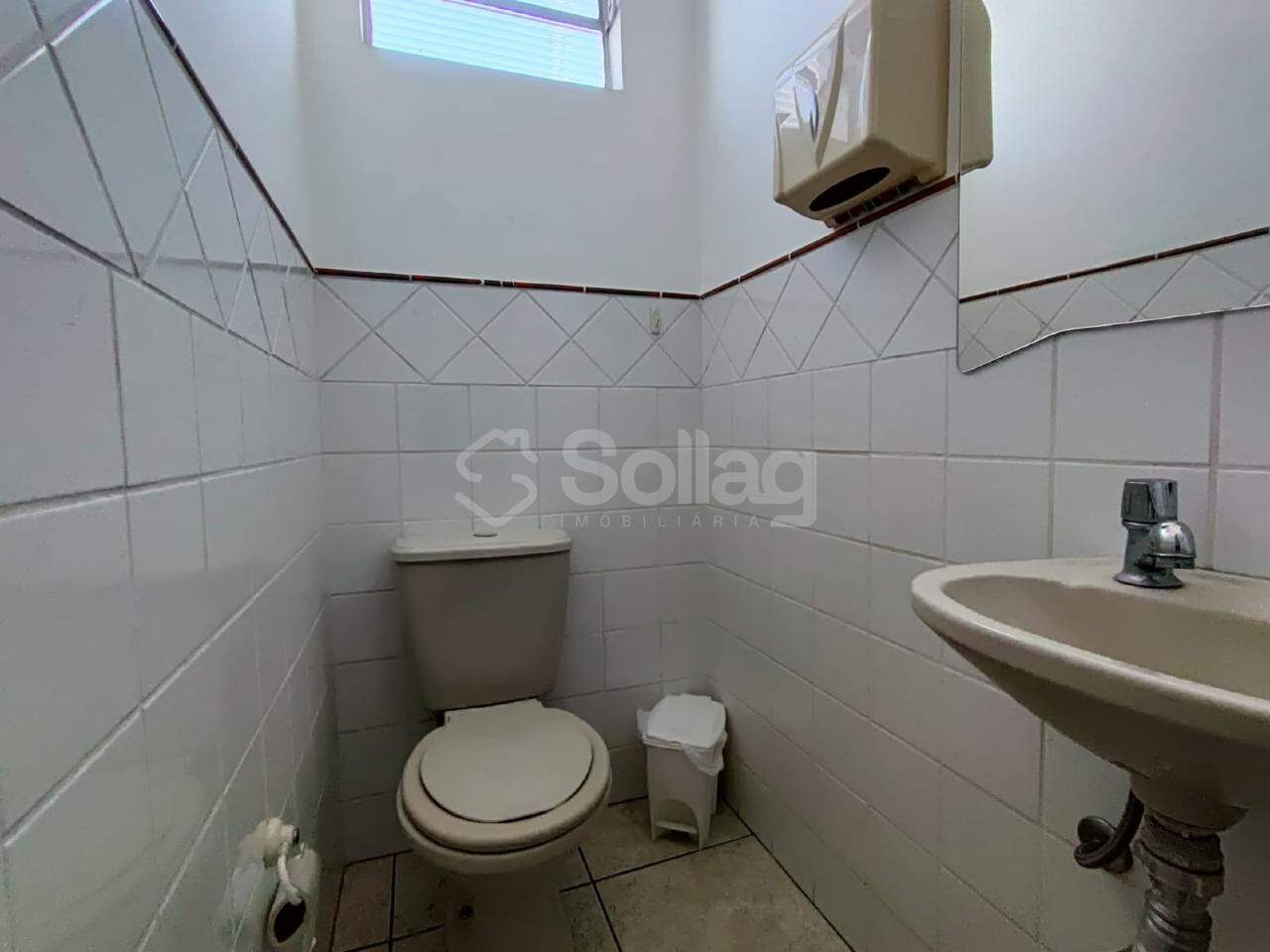 Kitnet para aluguel no Centro: 