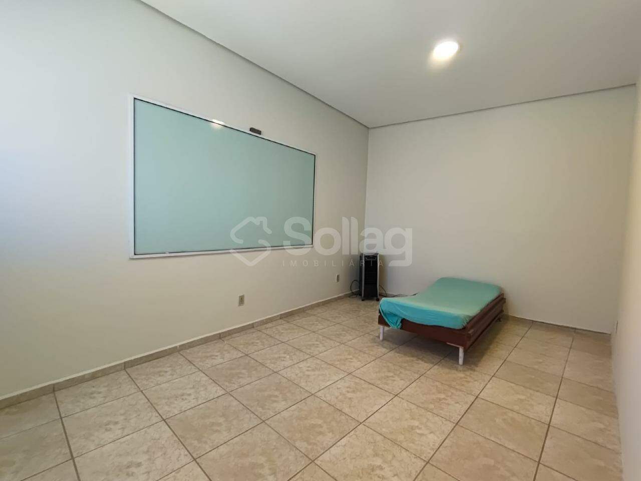 Kitnet para aluguel no Centro: 