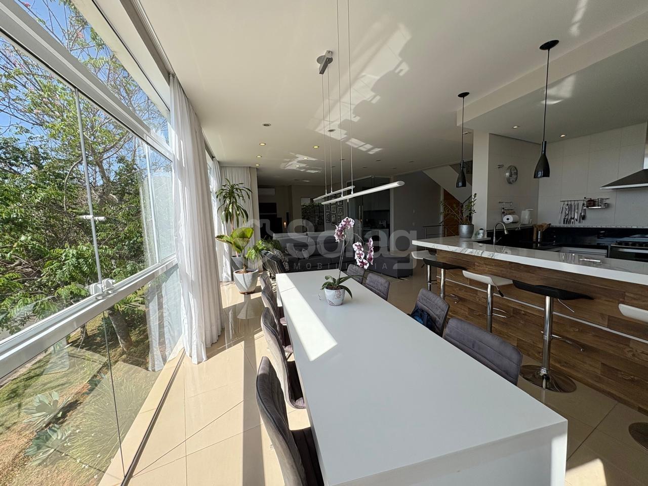 Casa em condomínio à venda no Condomínio Terras de São Francisco: