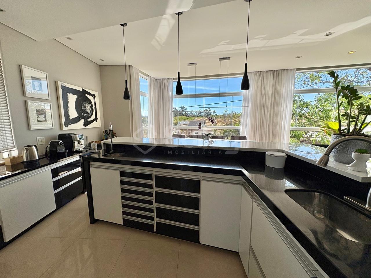 Casa em condomínio à venda no Condomínio Terras de São Francisco: