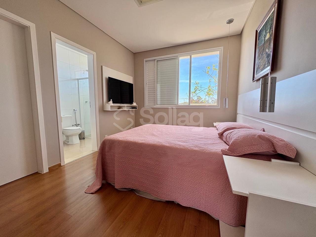 Casa em condomínio à venda no Condomínio Terras de São Francisco: