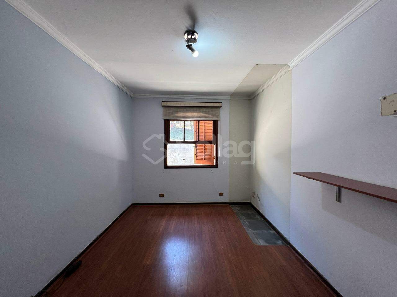 Casa em condomínio à venda no Condomínio Vista Alegre - Sede: 