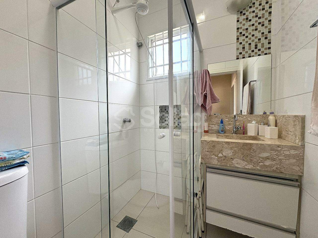 Casa em condomínio à venda no Residencial Portal do Bosque: 