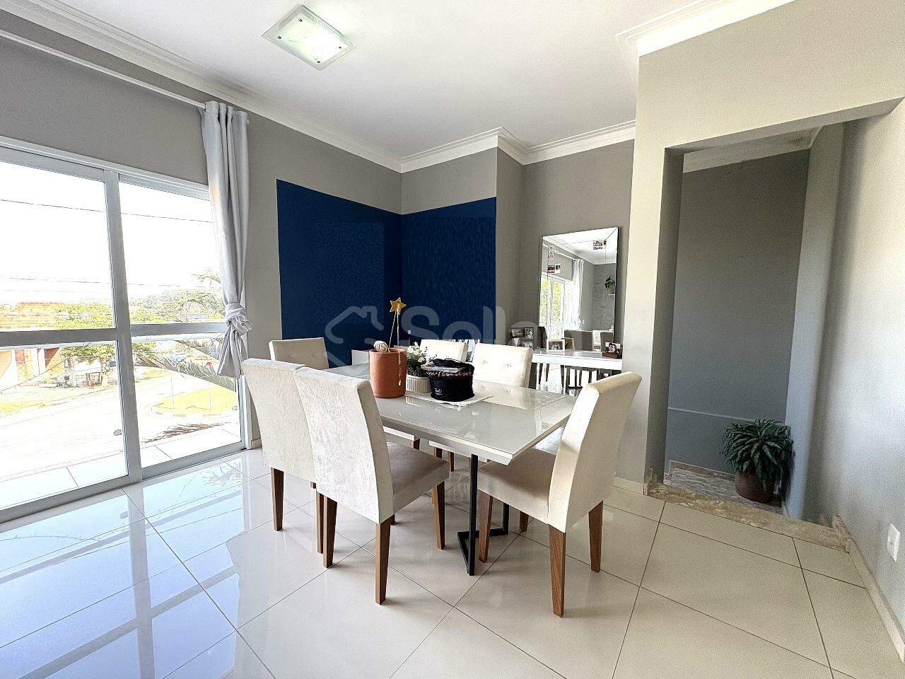 Casa em condomínio à venda no Residencial Portal do Bosque: 