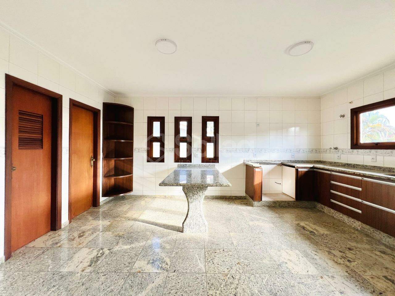 Casa em condomínio para aluguel no Condomínio Estância Marambaia: 