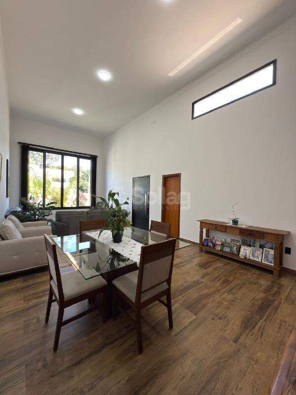 Casa em condomínio à venda no Condomínio Picollo Villaggio: 