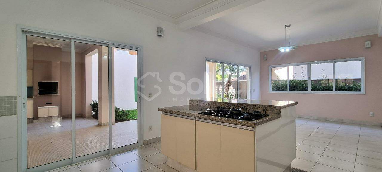 Casa em condomínio à venda no Condomínio Canterville Residence: