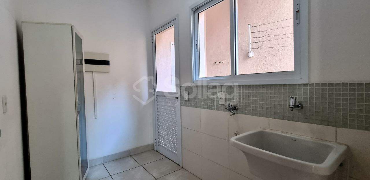 Casa em condomínio à venda no Condomínio Canterville Residence: