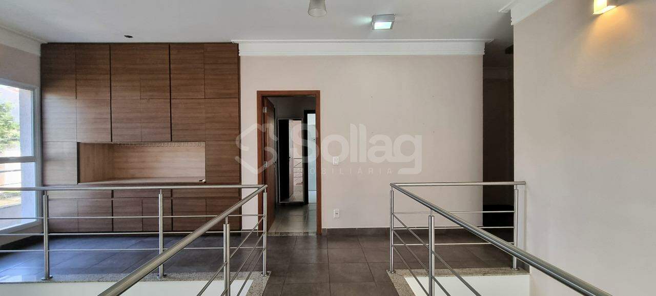Casa em condomínio à venda no Condomínio Canterville Residence: