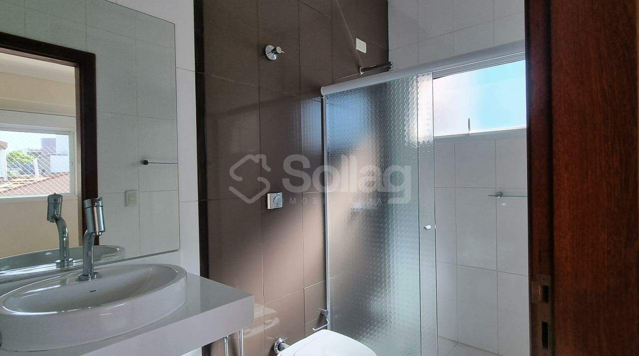 Casa em condomínio à venda no Condomínio Canterville Residence: