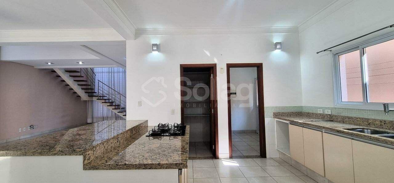 Casa em condomínio à venda no Condomínio Canterville Residence: