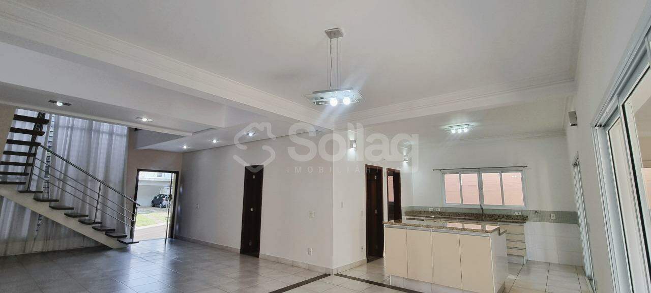 Casa em condomínio à venda no Condomínio Canterville Residence: