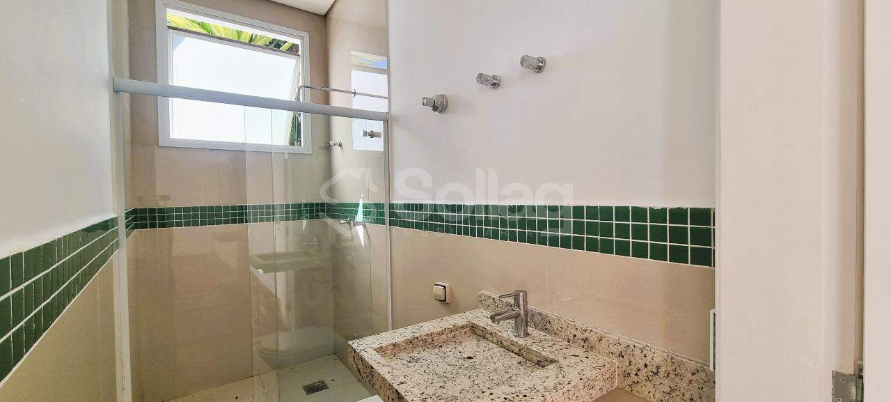 Casa em condomínio à venda no Condomínio Maison Blanche: 