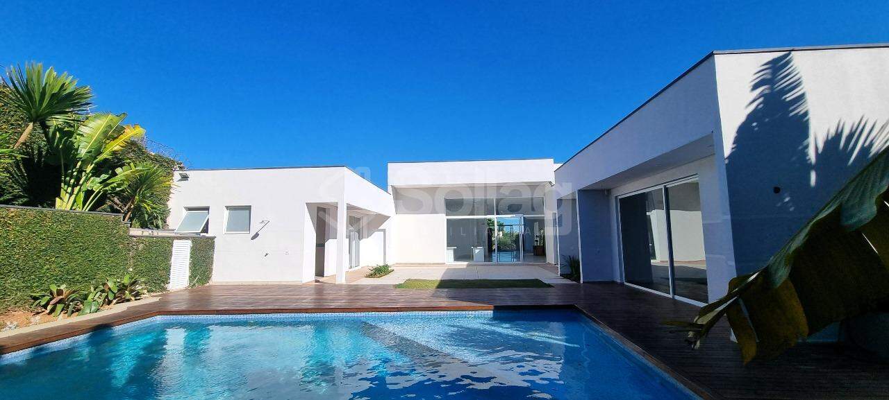 Casa em condomínio à venda no Condomínio Maison Blanche: 