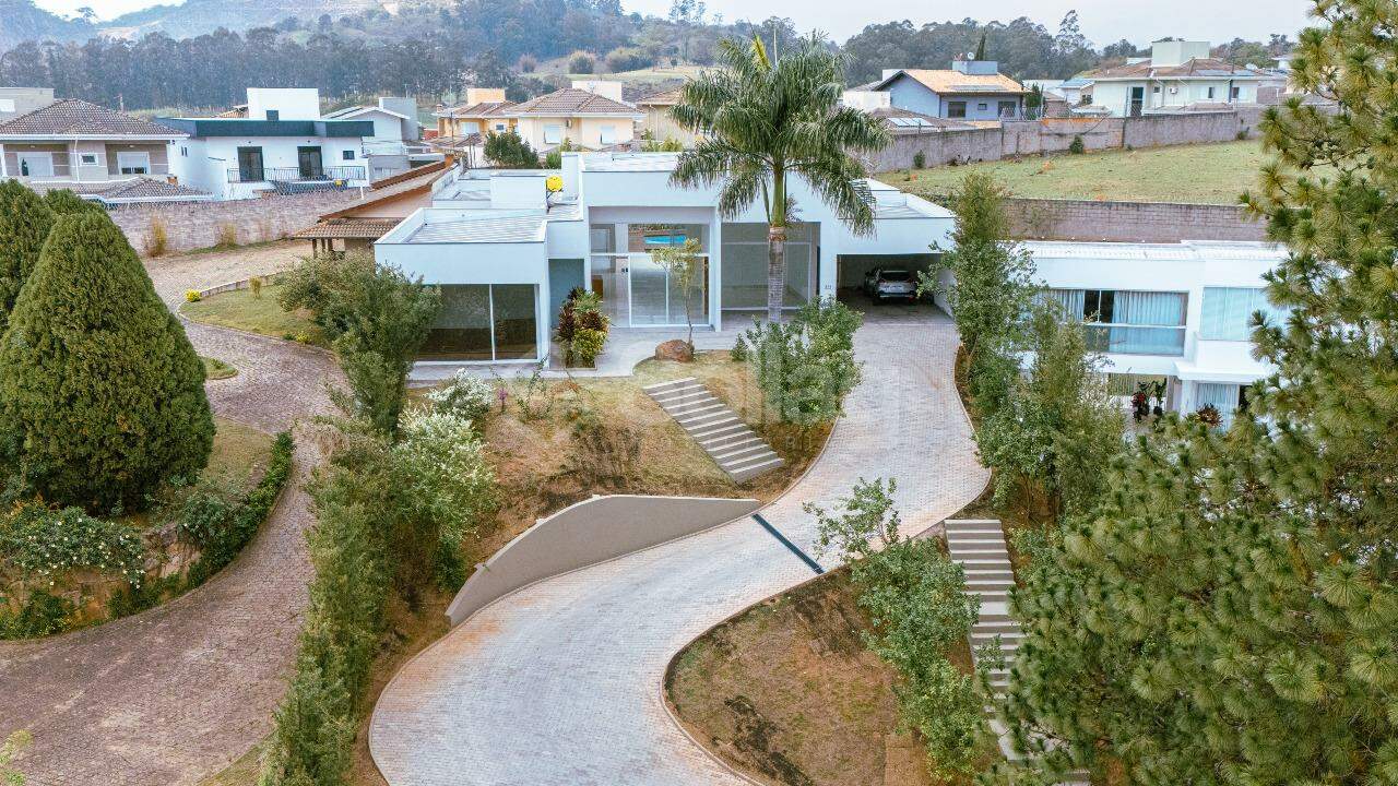 Casa em condomínio à venda no Condomínio Maison Blanche: 