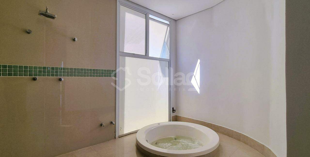 Casa em condomínio à venda no Condomínio Maison Blanche: 