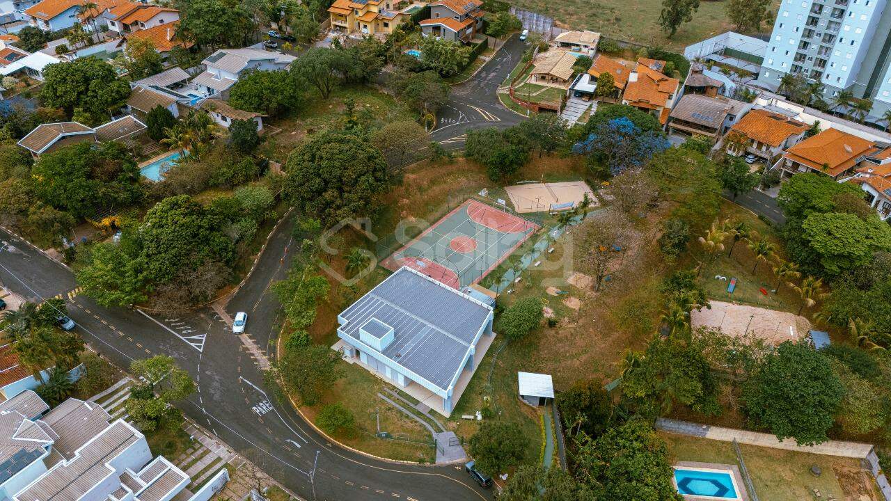 Casa em condomínio à venda no Condomínio Maison Blanche: 