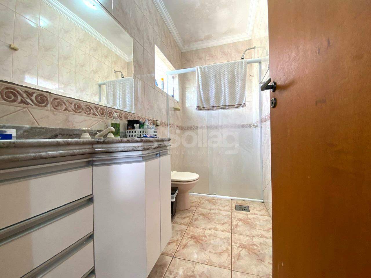 Casa em condomínio para aluguel no Condomínio Bosques de Grevílea: 