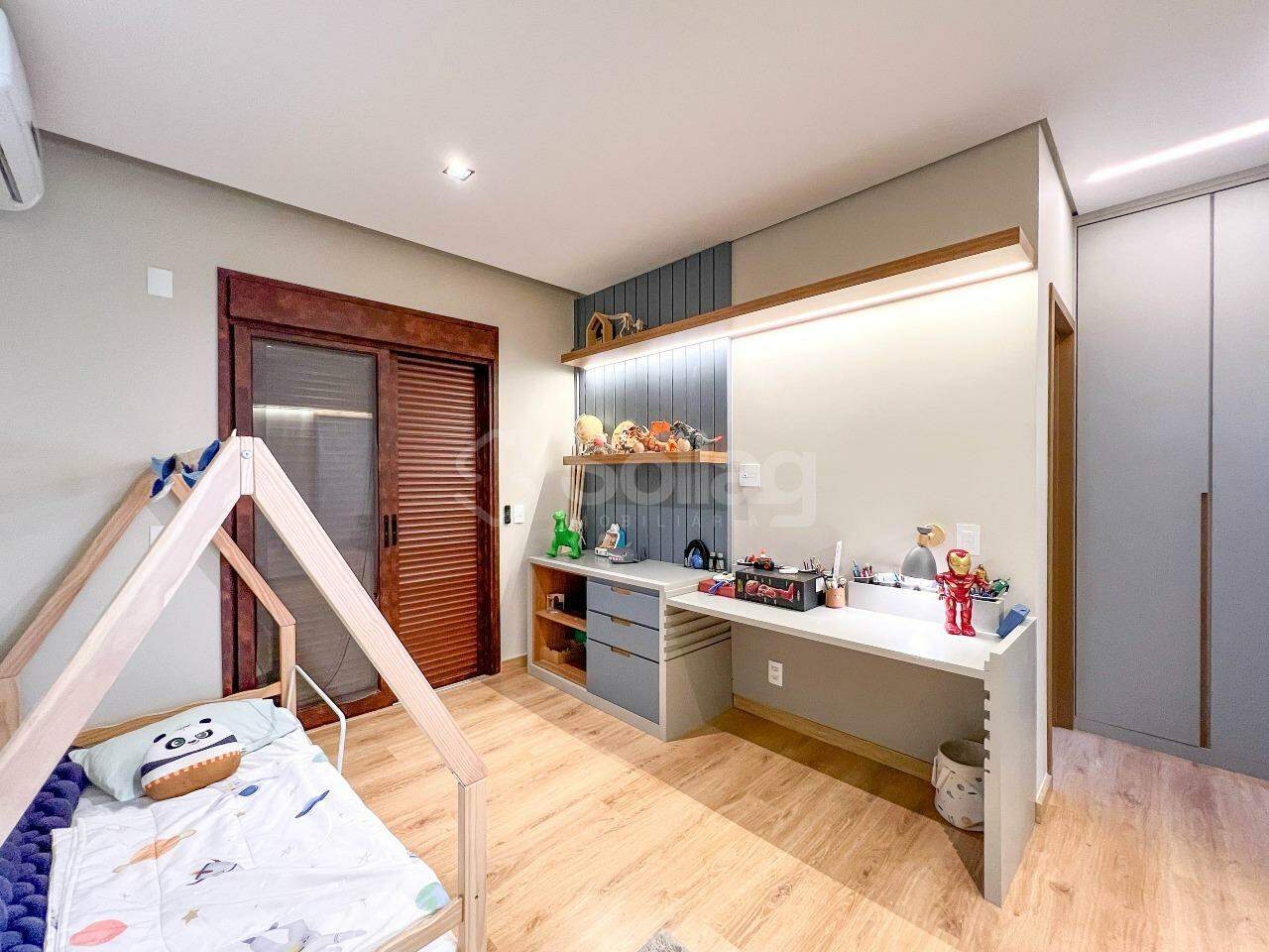 Casa em condomínio à venda no Condomínio Estância Marambaia: 