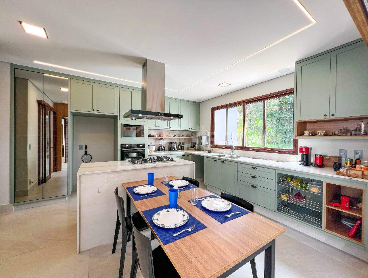 Casa em condomínio à venda no Condomínio Estância Marambaia: 