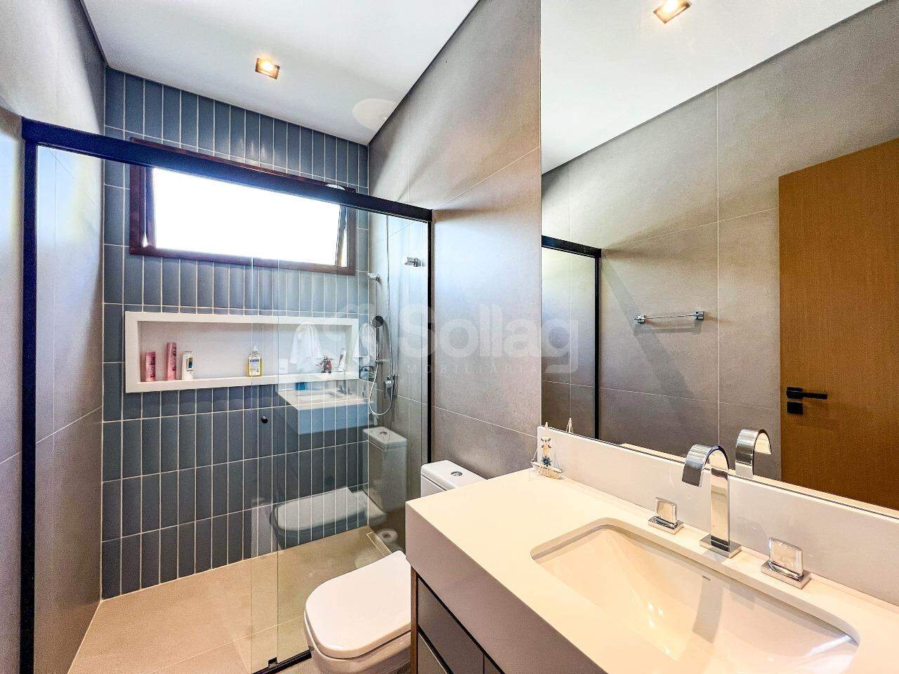 Casa em condomínio à venda no Condomínio Estância Marambaia: 