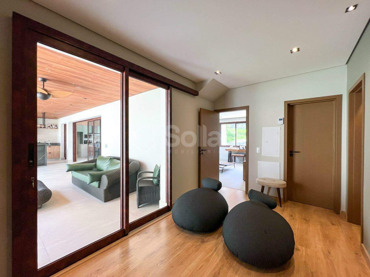 Casa em condomínio à venda no Condomínio Estância Marambaia: 