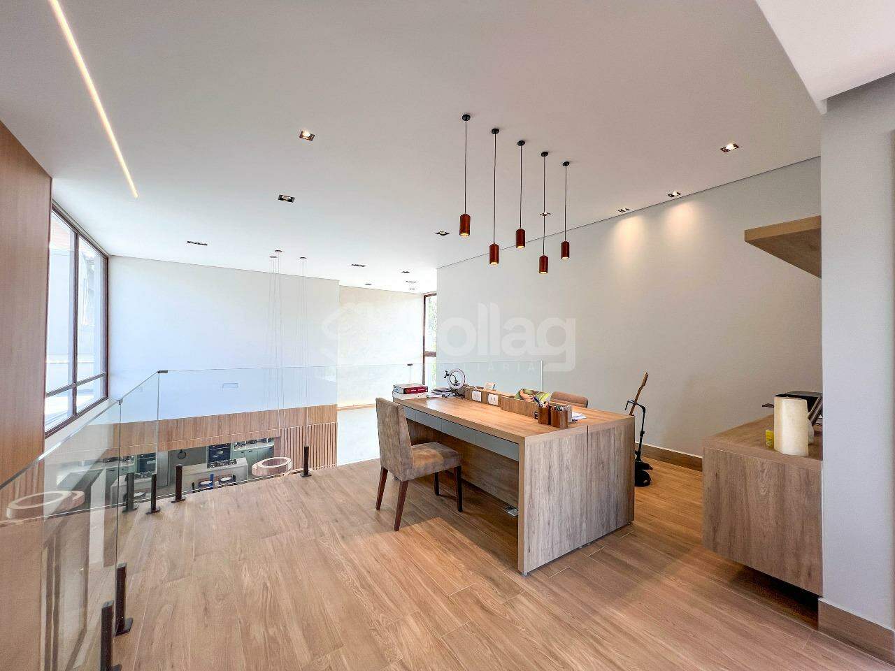 Casa em condomínio à venda no Condomínio Estância Marambaia: 