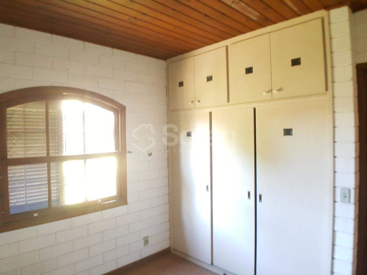Casa em condomínio à venda no Condomínio Estância Marambaia: