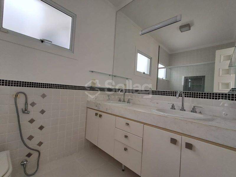 Casa em condomínio à venda no Condomínio Recanto dos Paturis: 