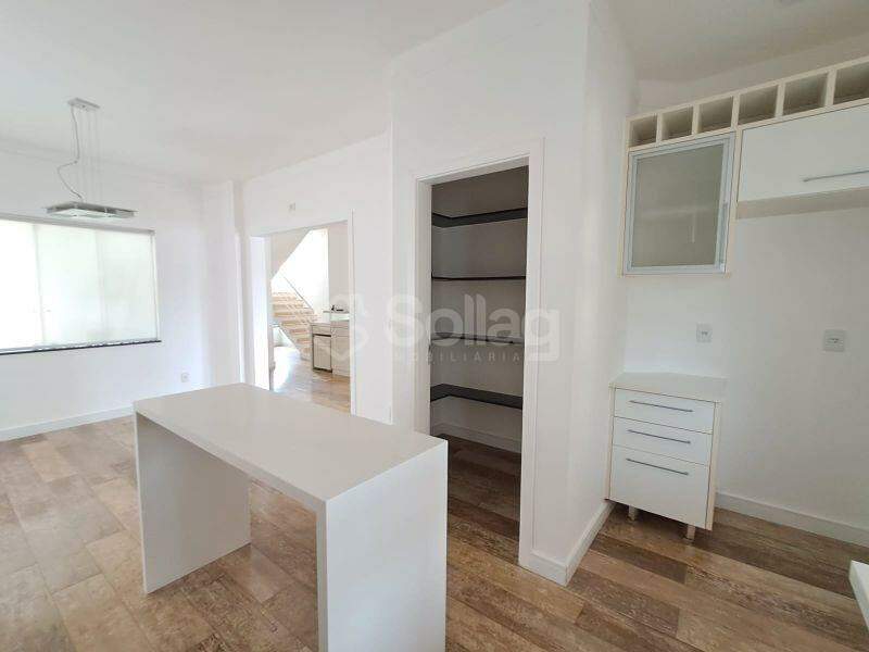 Casa em condomínio à venda no Condomínio Recanto dos Paturis: 