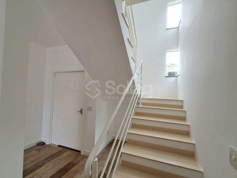 Casa em condomínio à venda no Condomínio Recanto dos Paturis: 