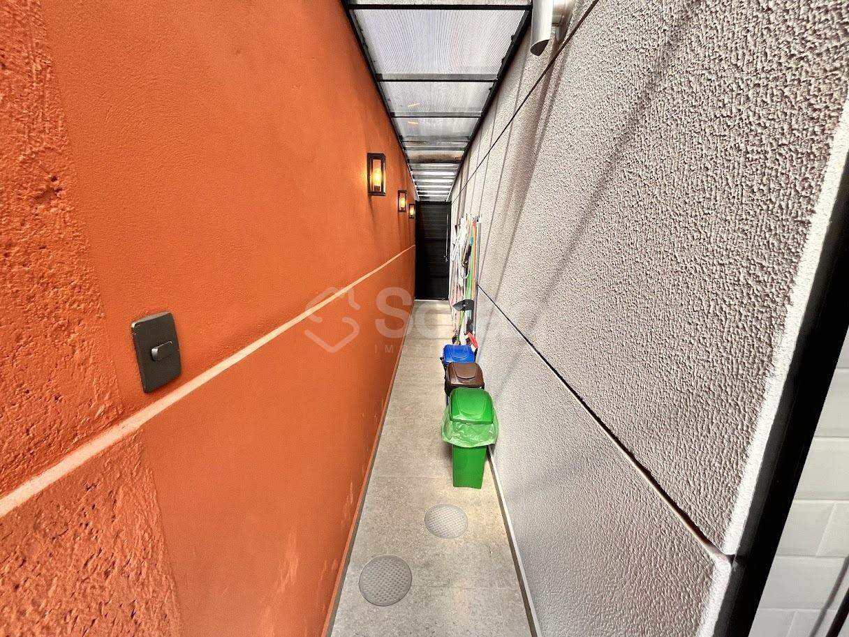 Casa em condomínio para aluguel no Pinheirinho: 