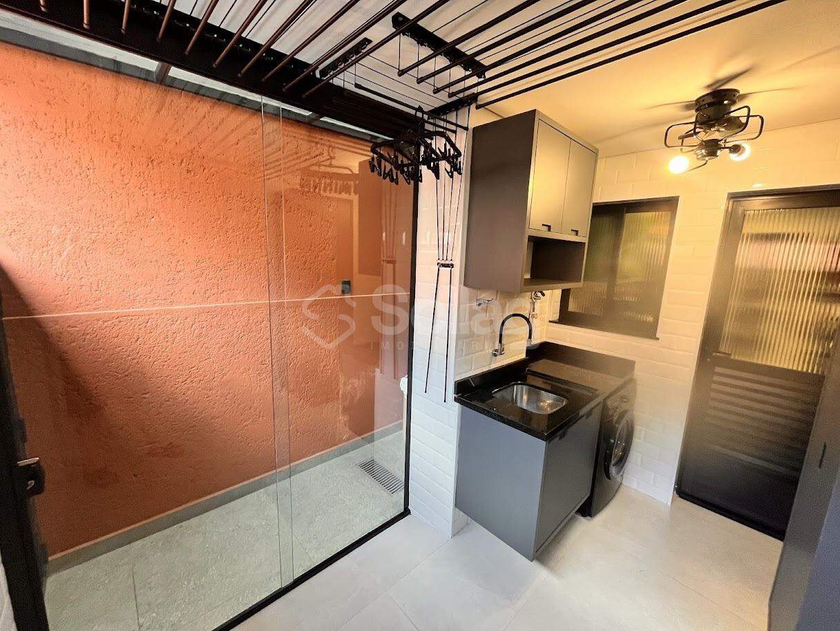 Casa em condomínio para aluguel no Pinheirinho: 