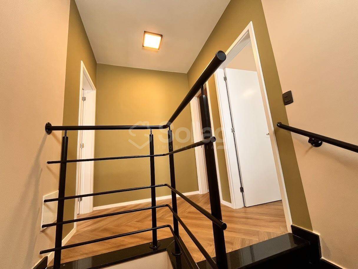 Casa em condomínio para aluguel no Pinheirinho: 