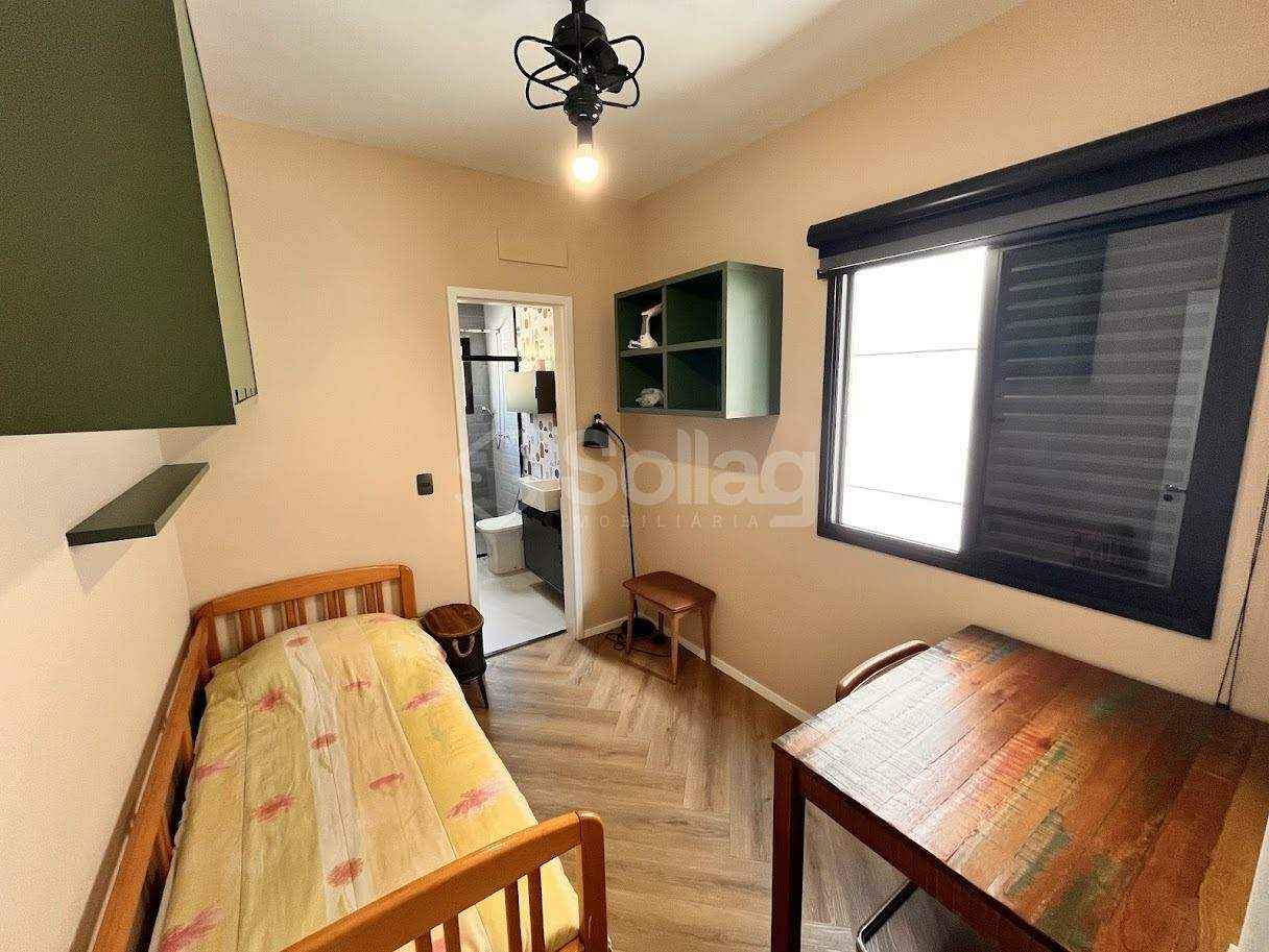 Casa em condomínio para aluguel no Pinheirinho: 