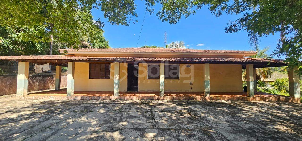 Casa à venda no Pinheirinho: 