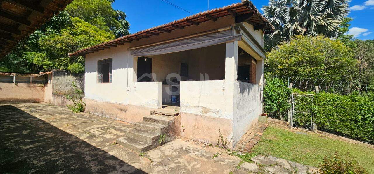 Casa à venda no Pinheirinho: