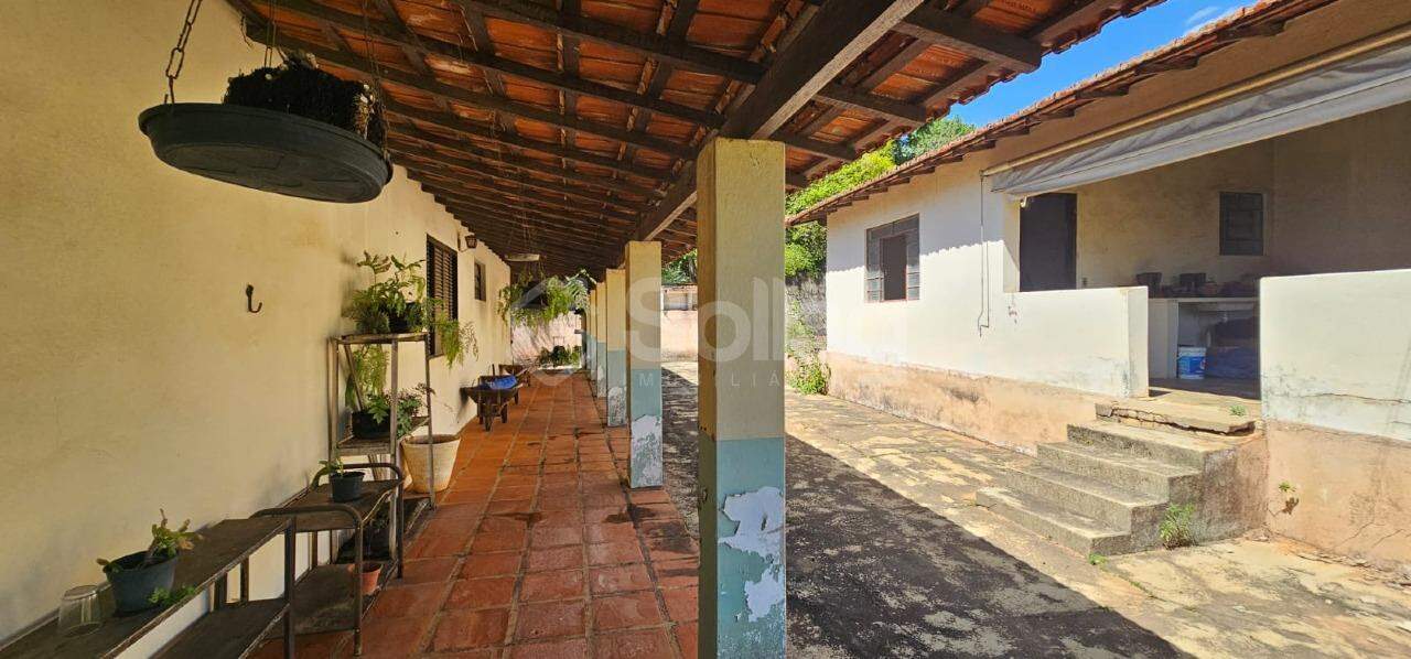 Casa à venda no Pinheirinho: