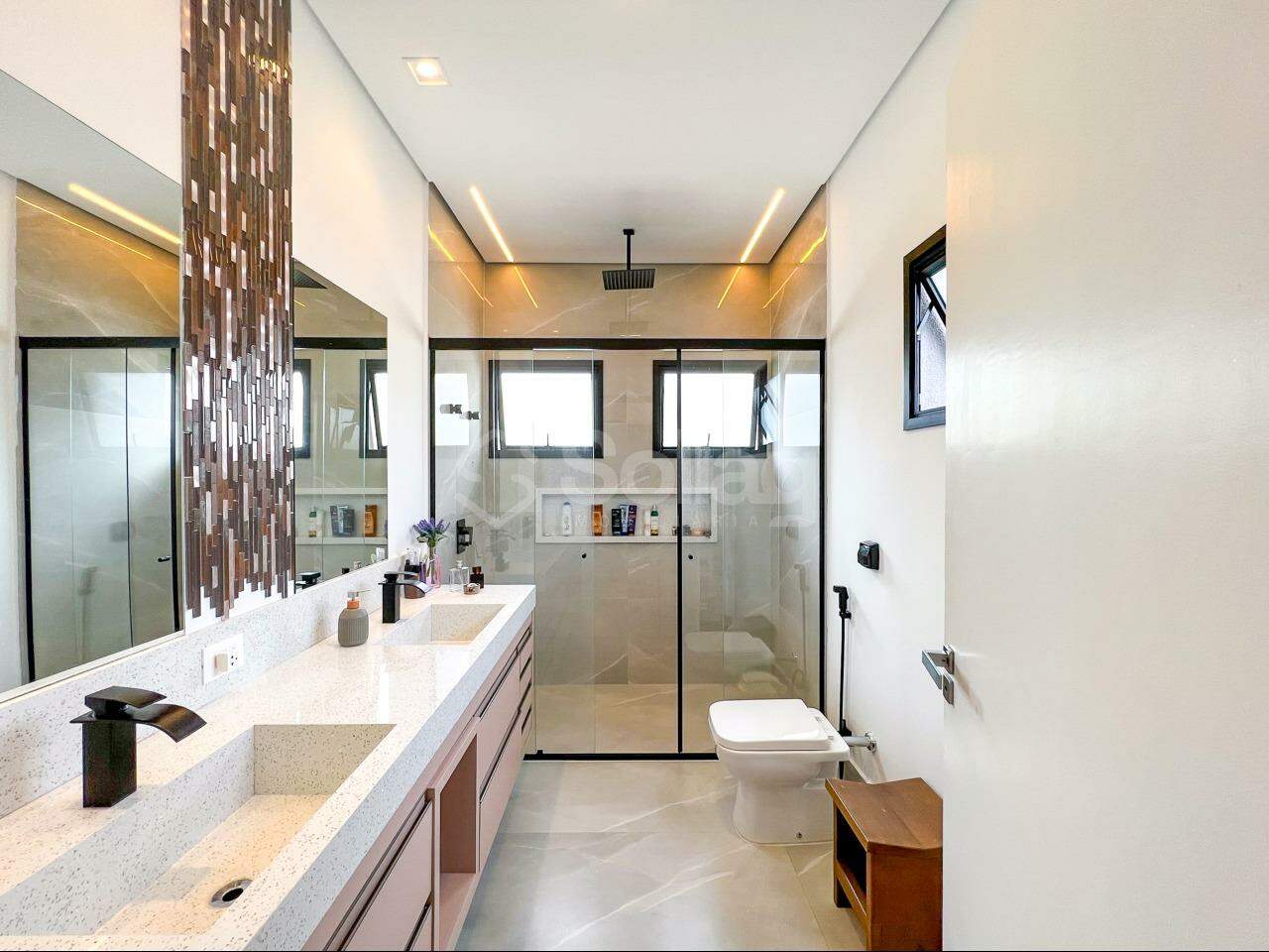 Casa em condomínio para aluguel no Condomínio Terras de Santa Teresa: 