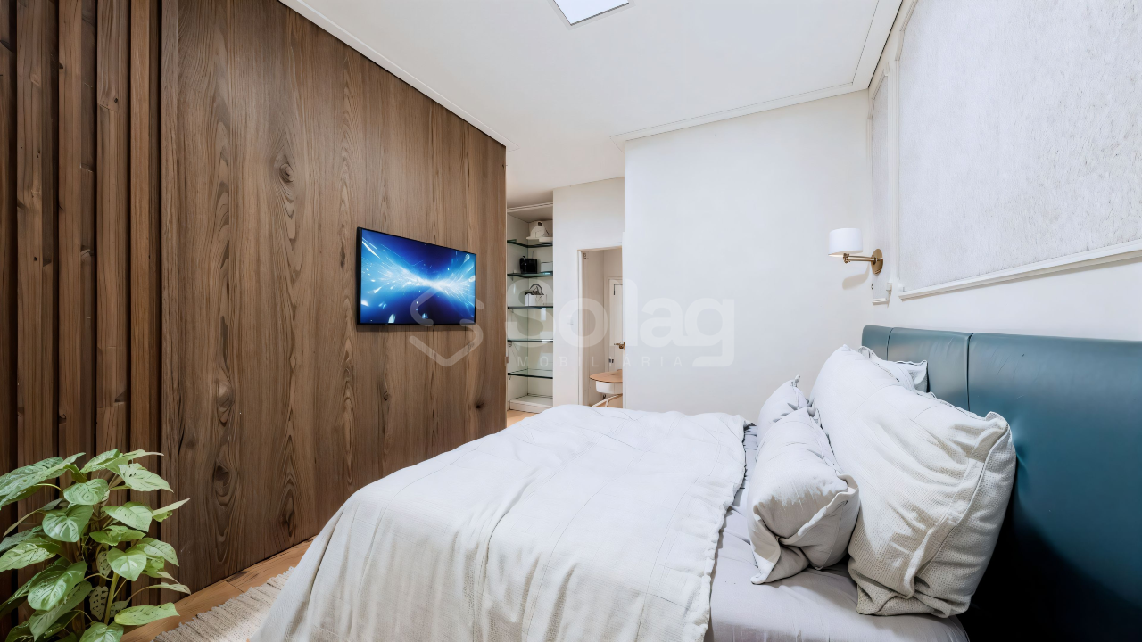 Casa em condomínio à venda no Pinheirinho: 