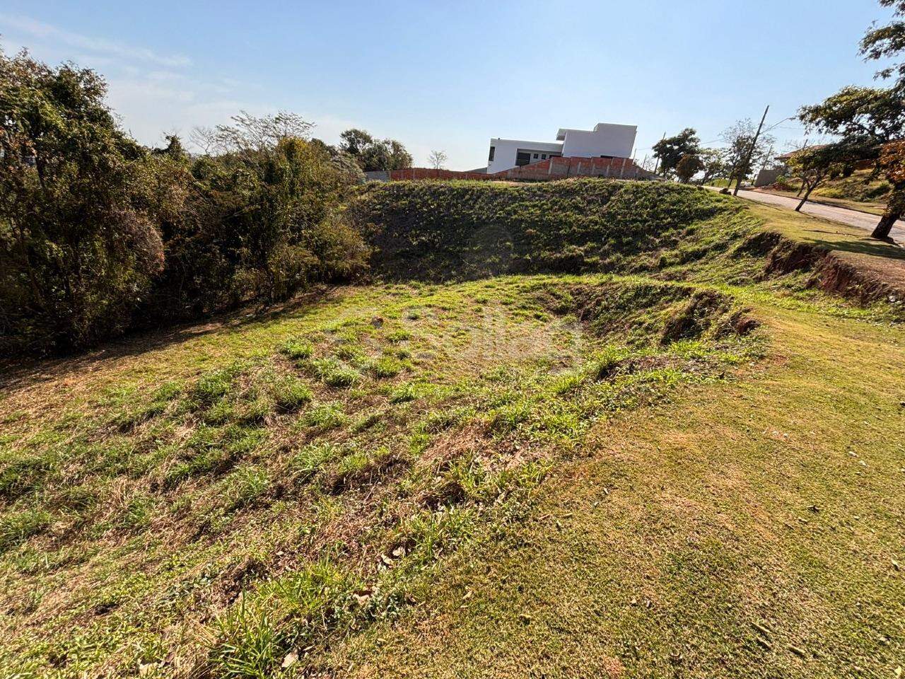 Terreno em condomínio à venda no Condomínio Jardim Primavera: 