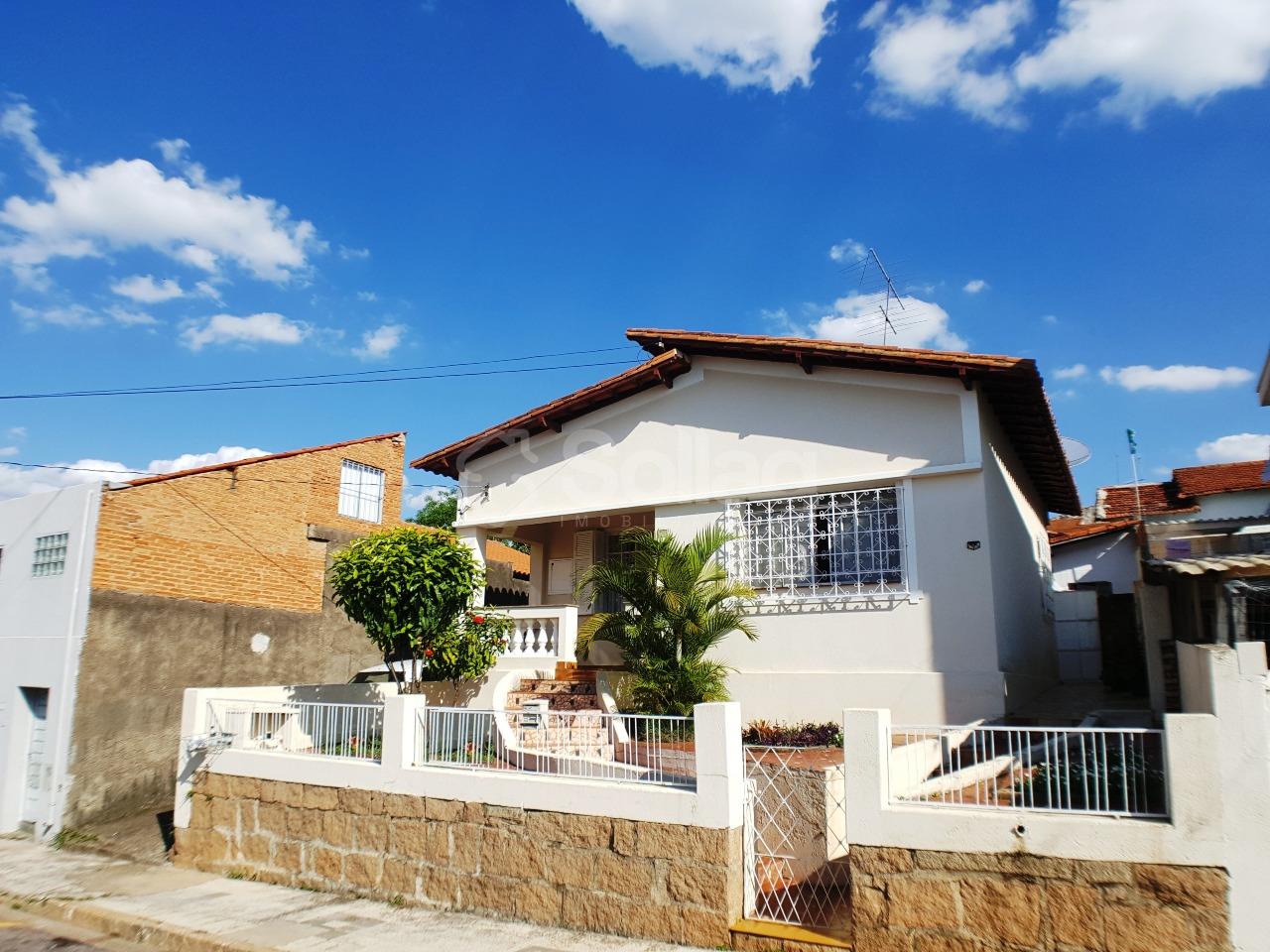 Casa à venda no Centro: 